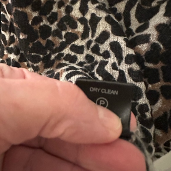 360CASHMERE XS Frankie cheetah oversized cashmere soft luxurious fine sweater - Picture 6 of 12